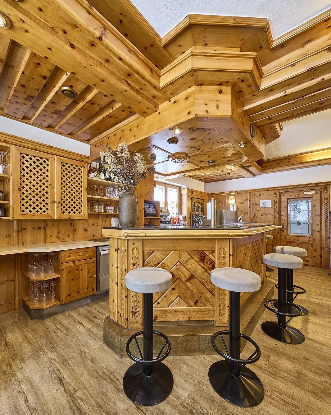 HOTEL BÄRENBACHHOF bar